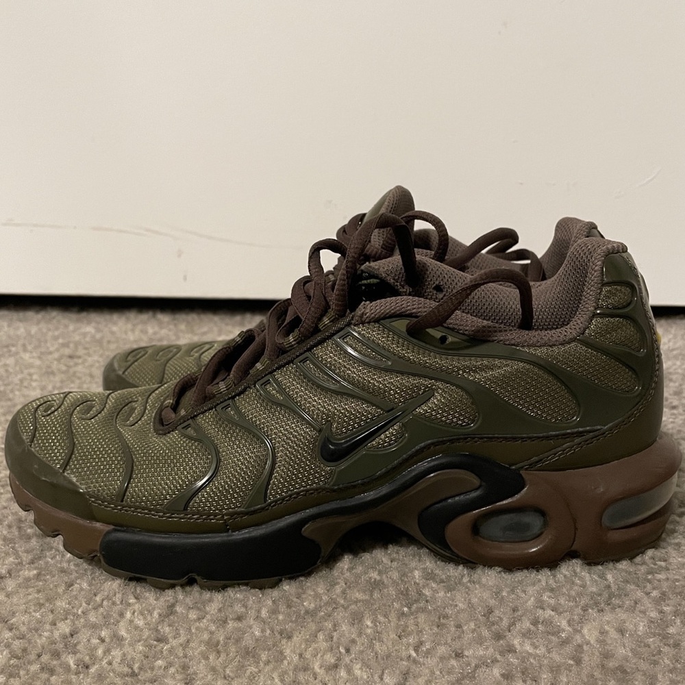 Wmns Air Max Plus dark green size 5.5Y